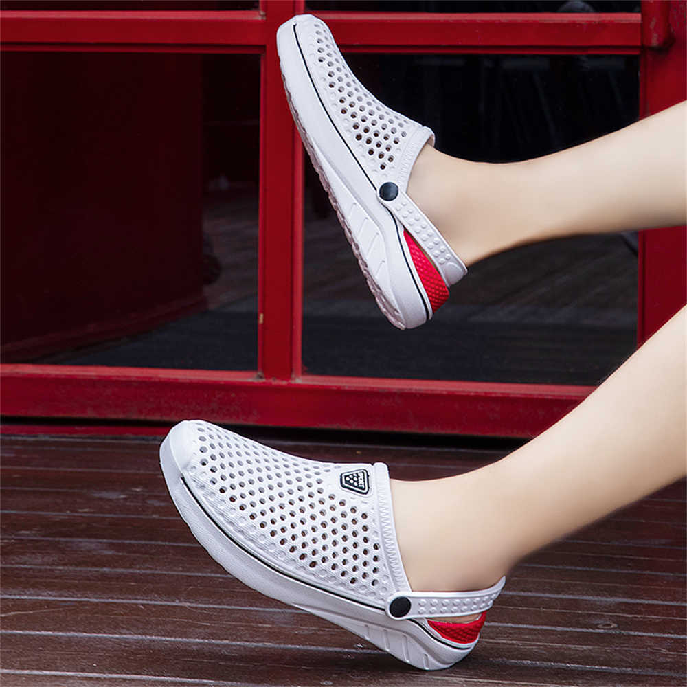 Strappy Ablution Water Slippers Shower Sandals Retro Woman Vintage Shoes Sneakers Sports Sepatu Sneakeres Holiday Sapatenis