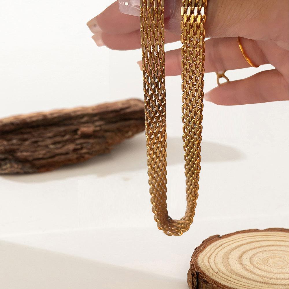 2025 summer new trend chain metal rough bracelet collarbone chain woven snake bone chain jewelry