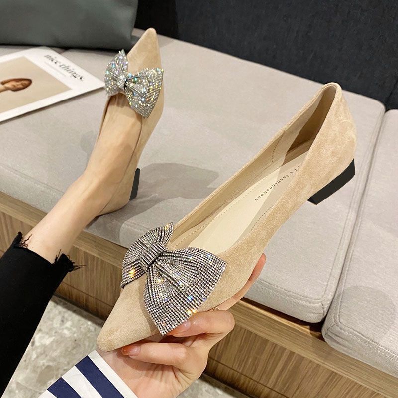 Fashion crystal beading bow flat shoes woman pointed toe suede leather moccasins women elegant bowknot flock loafers plus size 43