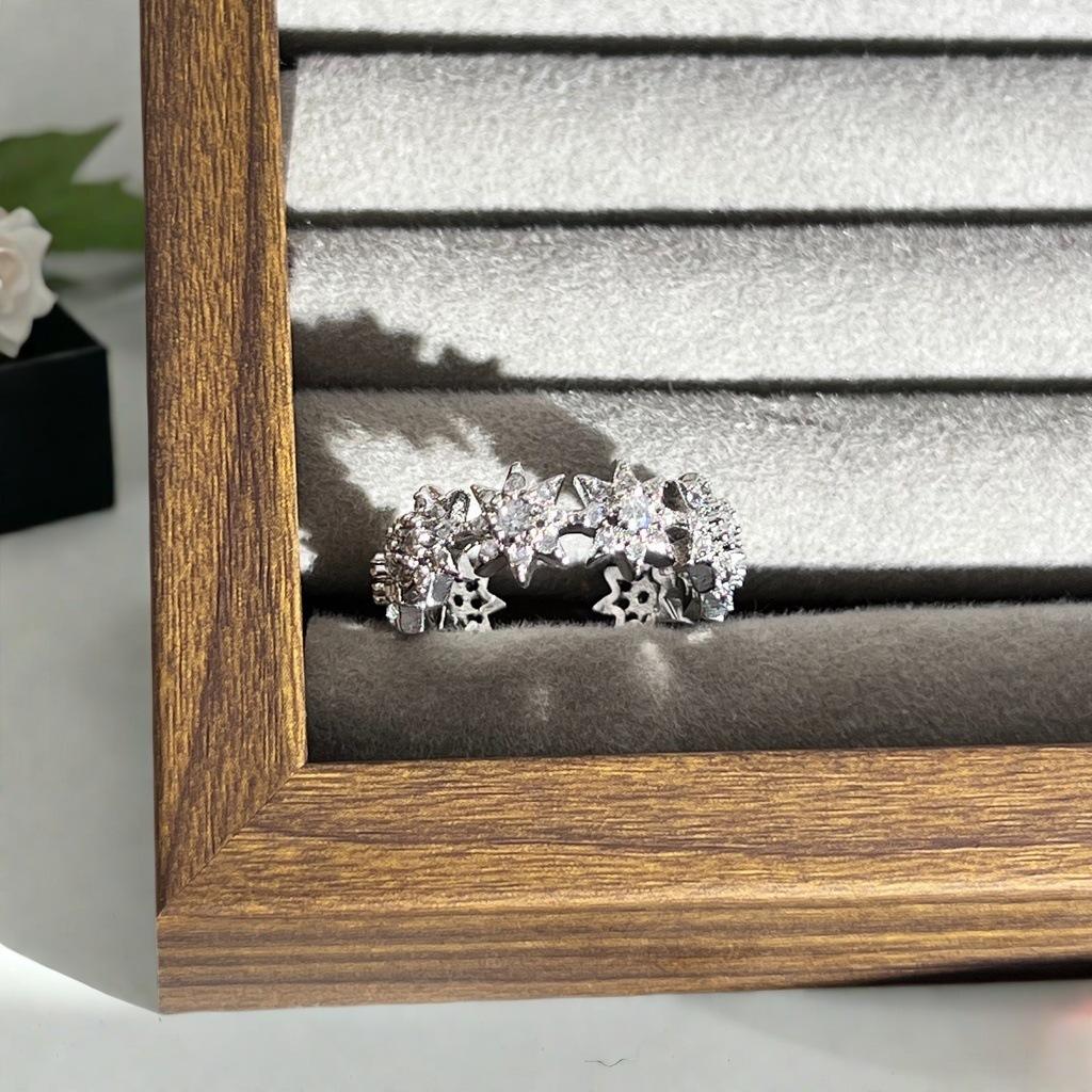Neuer Leichter Luxus High-End Voll Diamant Zirkon Sternenlicht Schneeflocke Öffnungsring Nischendesign Personalisierter Ring