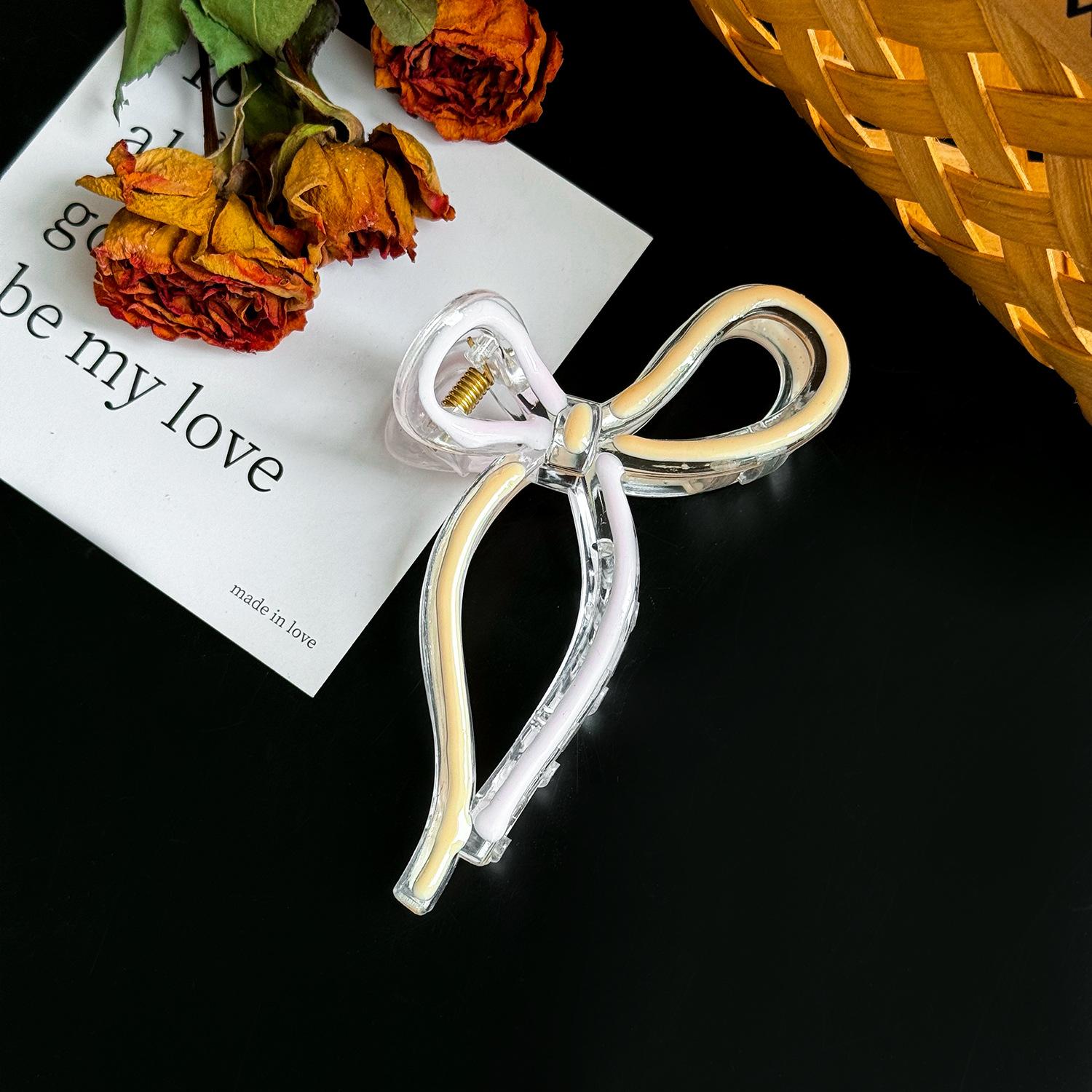 

Большая Современная Заколка-Краб для Волос в Виде Бабочки для Женщин Идеально Подходит для Повседневной Носки и Особых Мероприятий Light Pink