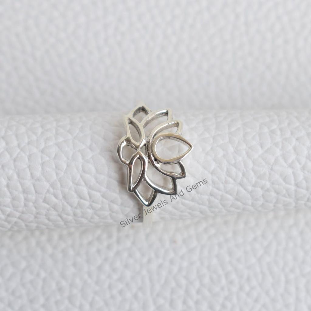 Sterling Silver Lotus Ring, Handmade 925 Sterling Silver Ring, Silver Lotus Ring, Gift for Her, Designer Ring, Promise Ring