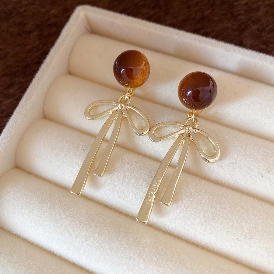 Retro Silver Resin Bow Tassel Stud Earrings with Unique Design for Women