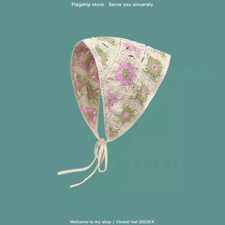 Korean Style Knitted Crochet Triangle Scarf: Women's Sweet Flower Headscarf Hat