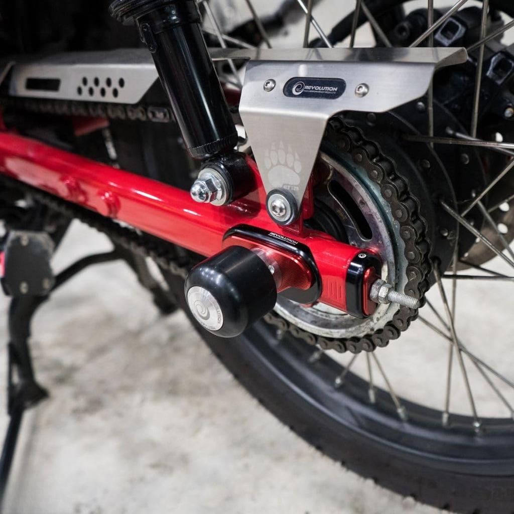 REVOLUTION Chain Adjuster Plates and Caps for Honda Super Cub and Hunter Cub (C125, CT125, JA48, JA58, JA55, JA65) (Gold)