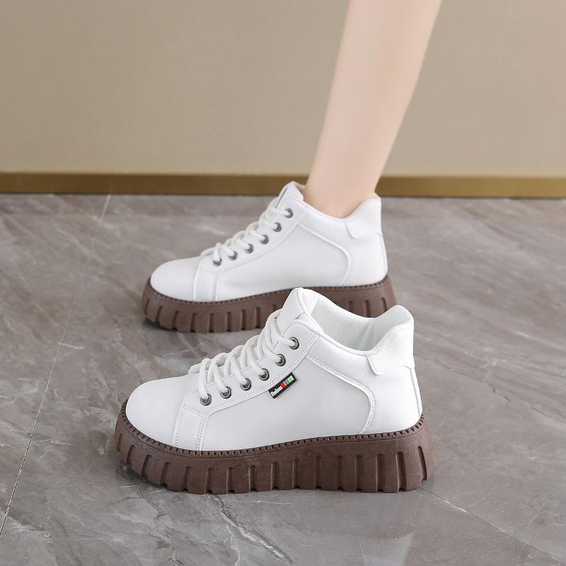 2025 autumn new short boots ins Korean version of little white shoes female students platform high-top casual shoes leather shoes Martin boots