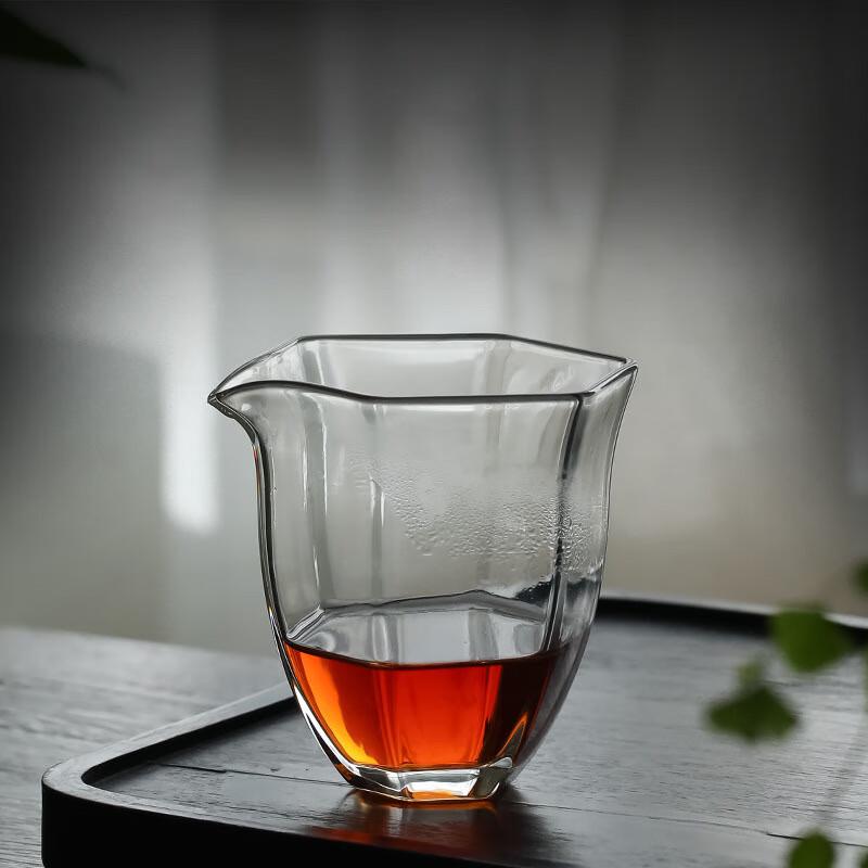 Diller Hexagonal Borosilicate Glass Gongdao Cup
