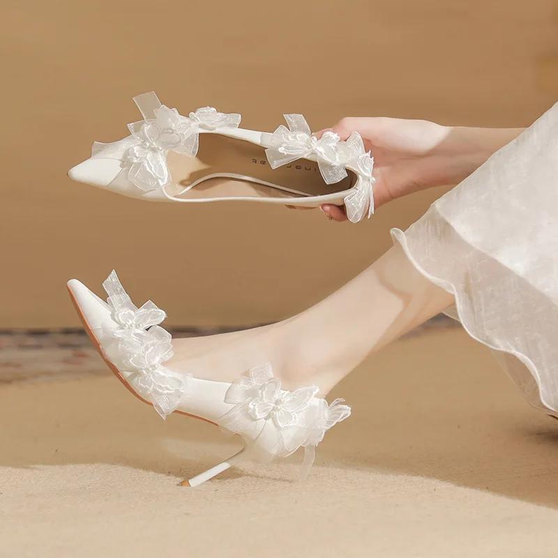 Mode Weiße High Heels Damenschuhe Schnürpumps Spitzpumps Flache Mündung Sexy Sandalen Slipper Sandalen Hochzeitsfeier Damenkleidschuhe