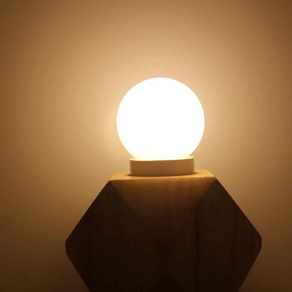 G45 LED Bulb 5W Globe Vanity Light Bulb E14 Candelabra Base 50W Equivalent Warm White 3000K LED Round Light Bulb 500LM for Makeup Mirror Bathroom