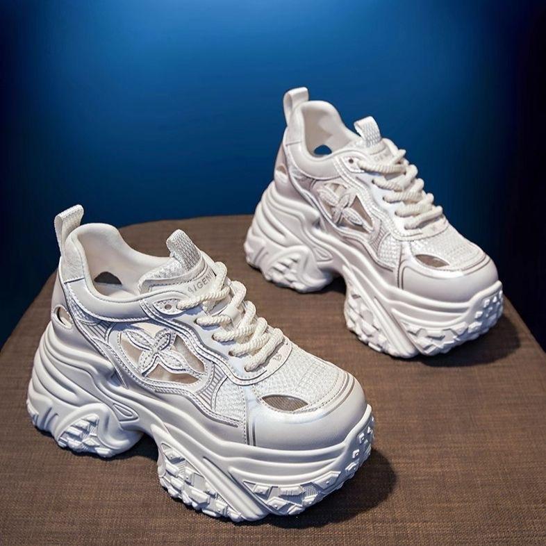 Source 2026 new dad shoes platform heightening casual versatile niche high value women's shoes sports