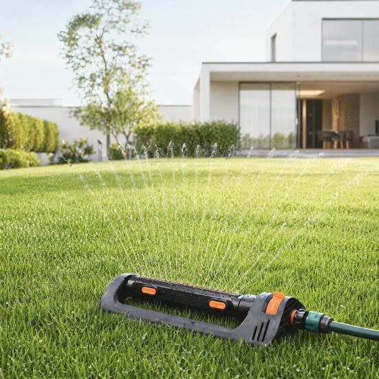 Zwenksproeier met Verzwaarde Voet, Verstelbare Hoek Sproeier met 19 Anti-Kalk Nozzles, 3600 m² Bereik Tuinirrigatiesysteem