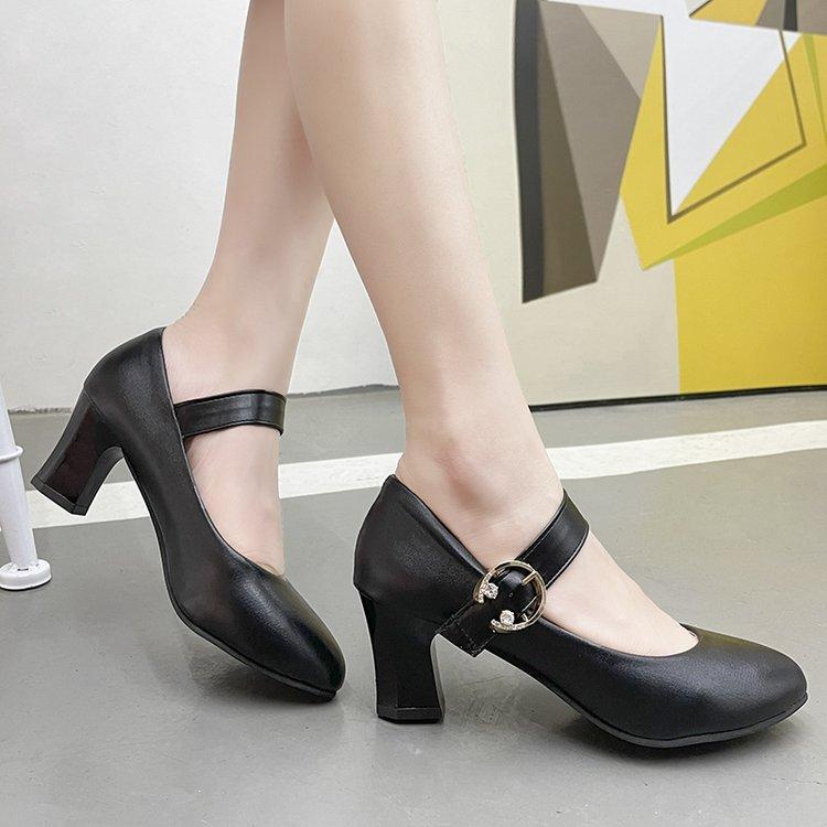 

Fashion single shoes round head high heels thick heel one-word buckle single shoes PU high heel thick heel shoes 35 чёрный