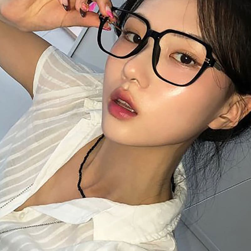 

NOPUBLIC 09:02 C01 FREE