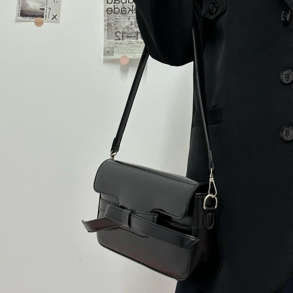 2024 New Bowknot Girl Baguette Bag Fashion Handbag Niche Simple Underarm Shoulder Bag Versatile Crossbody Bag