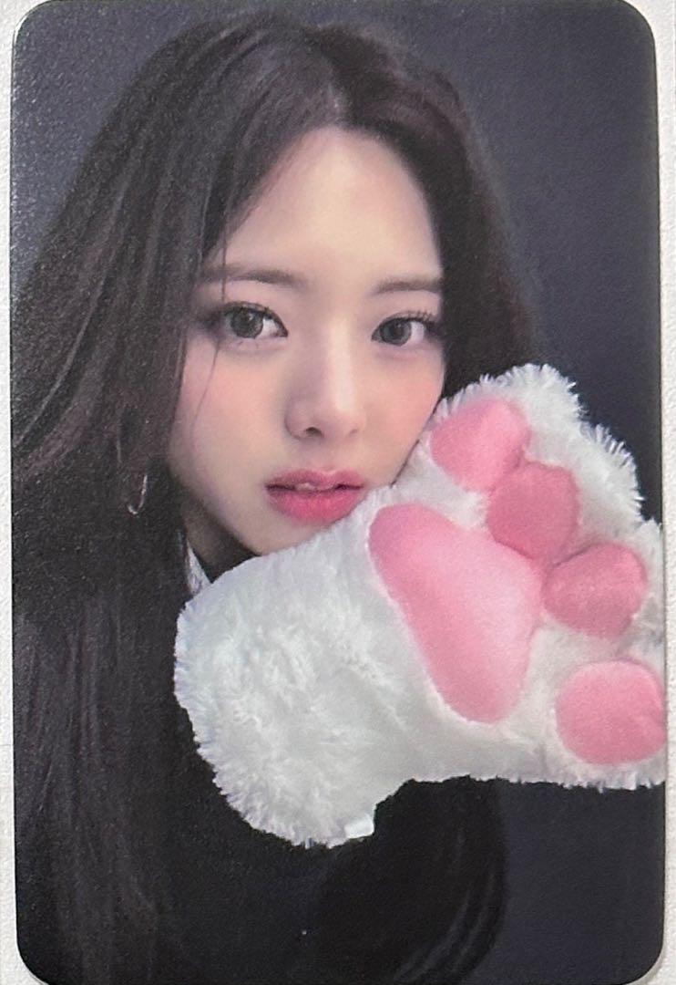 

[USED] ITZY Yuna Cheshire Soundwave Autograph Session Trading Card