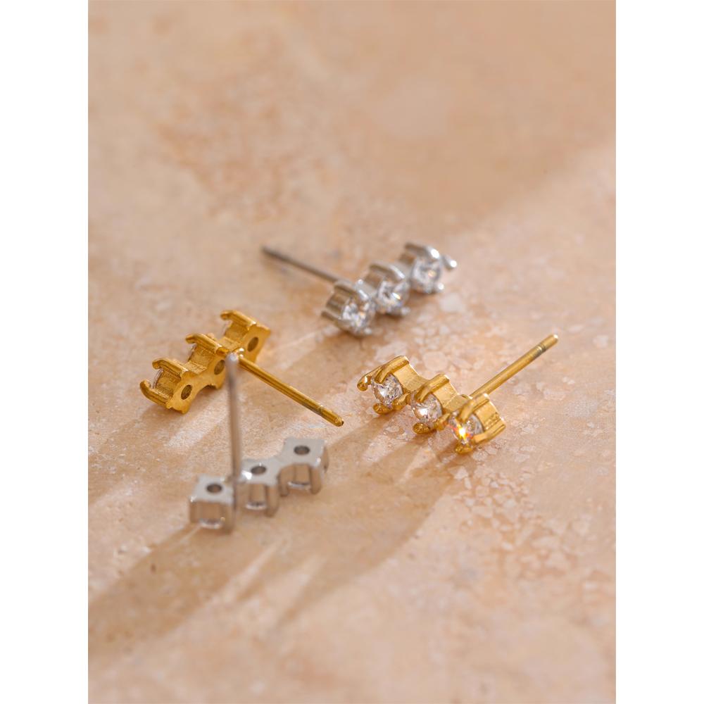Eetit High Quality Shiny Cubic Zirconia Daily Stud Earrings for Women Stainless Steel Delicate Popular Versatile Jewelry Gift