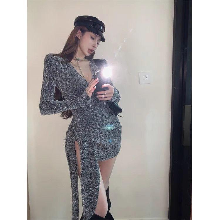 

Chic French V-Neck Jumpsuit & Skirt Set: Slim, Sexy, Exquisite Design Extra Large