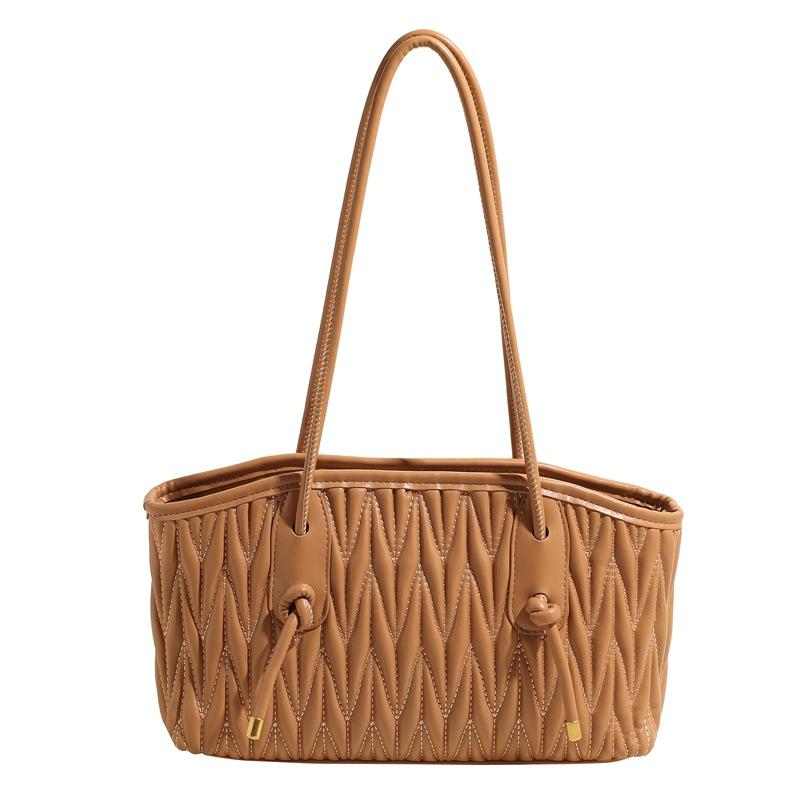 

Premium sense niche fashion casual large capacity tote bag women s 2025 winter new Korean version trendy pleated shoulder bag хаки