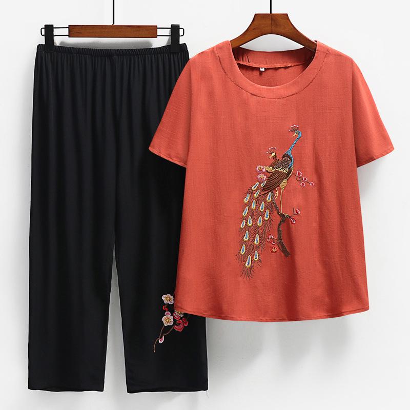 Summer Middle-aged and Elderly Women's Large Size Ethnic Style Embroidery Seven-minute Sleeve T-shirt Suit Mother Fashionable Tops