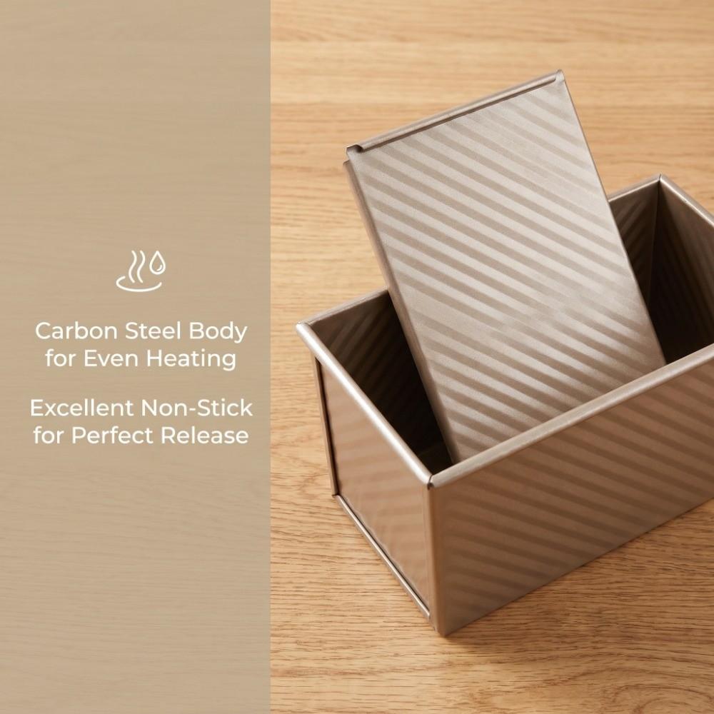 450g Capacity Pullman Loaf Pan Non Stick Coating Carbon Steel Toast Box Bottom Vent Holes Corrugated Design Loaf Pan with Lid