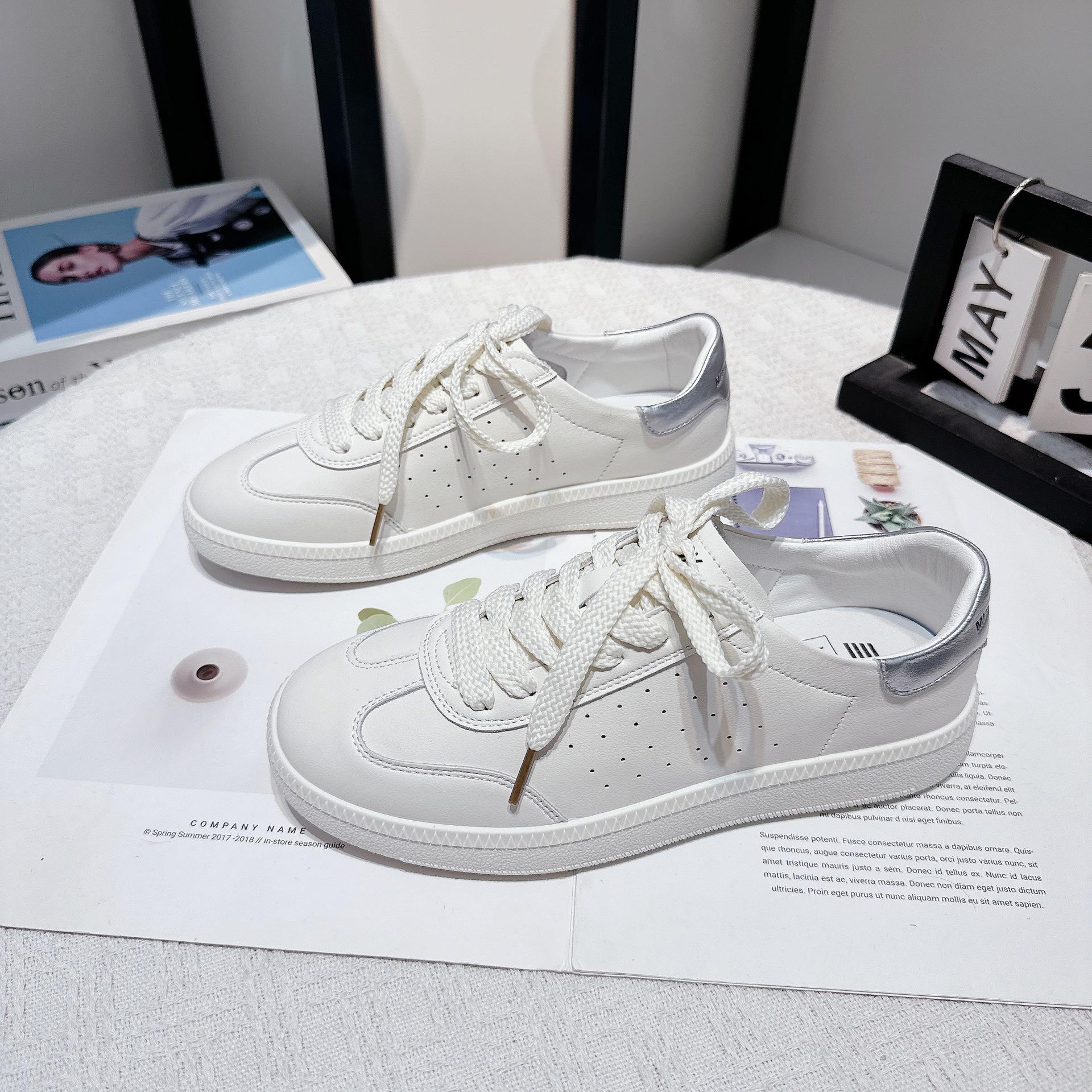 

College style thick-soled versatile little white shoes women s autumn 2025 new breathable and lightweight flat-bottomed sports and leisure board shoes 40 серебряный