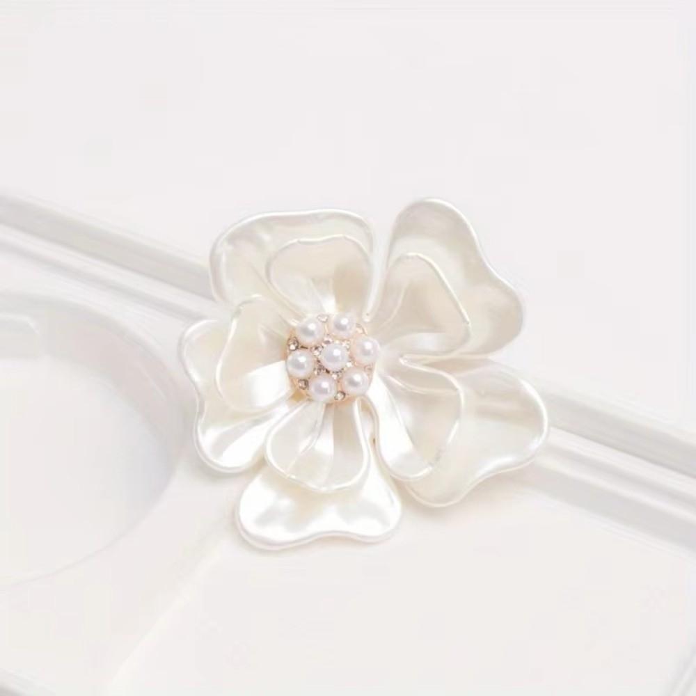 Pearl Plant Pins Elegant Design Dressing Decoration Jewelry Accessories Brooch Gift