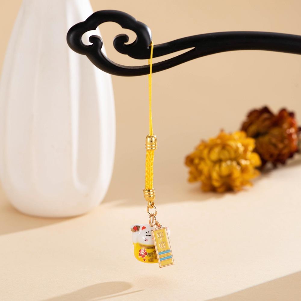 Chinese Style Ceramic Lucky Cat Phone Charms Metal Lucky Cat Pendant New Year Gift жёлтый
