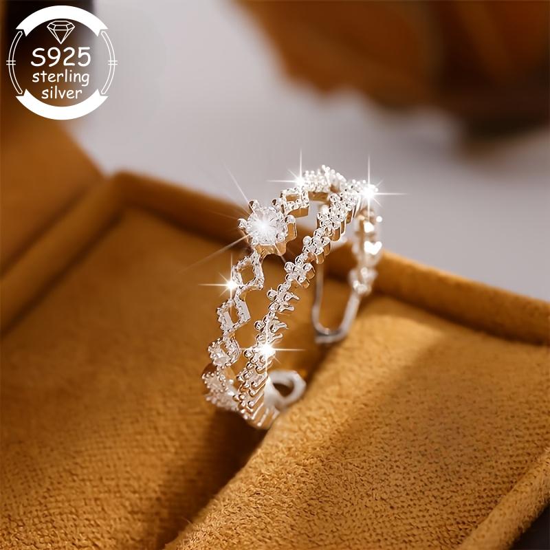 A 925 silver women s ring features a unique double-layer open star lace design. This adjustable finger ring серебряный
