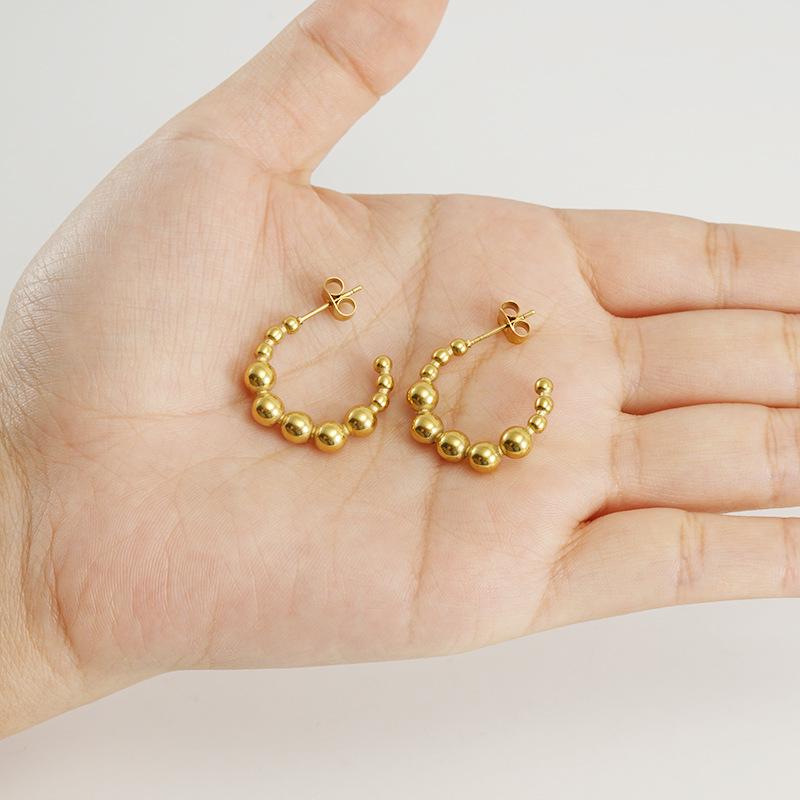 European and American Design: 18K Gold Titanium Steel C-Shaped Earrings for Women