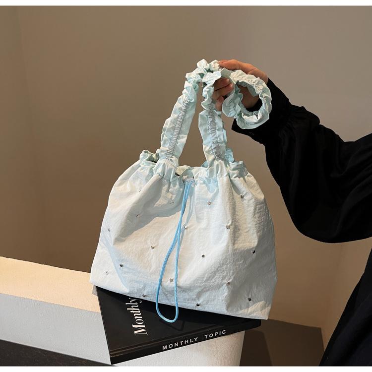 Small Fresh Literary Canvas Bag Women's 2025 Summer New Trendy Korean Version Pleated Shoulder Bag Large Capacity Tote Bag