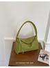 2026 High-End Versatile Woven Underarm Bag: Large Capacity Casual Handbag