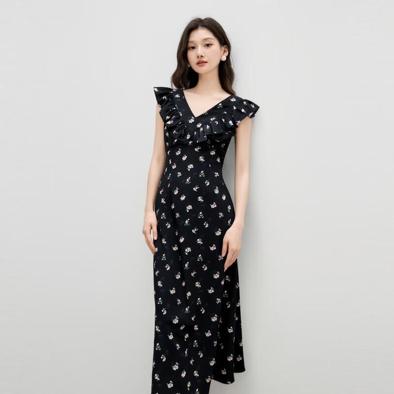 

Qiu Shui Yi Ren Elegant V-Neck Floral Dress S