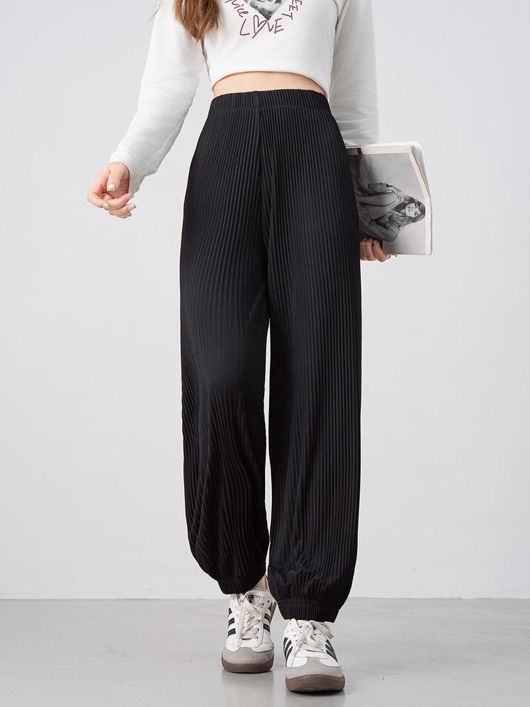 Women's Summer Ice Silk Pleated Wide-Leg Joggers: Slimming, Versatile & Loose-Fit Nine-Point Pants