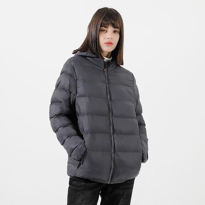 Bavlnou polstrovaný pánský podzimní/zimní kabát s kapucí pro mladé muže Pánská lehká bavlnou polstrovaná bunda s kapucí