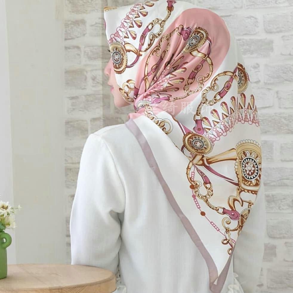 Høykvalitets luksuriøst silkeskjerf pannebånd Skjerf Halsskjerf For kvinner Kjede Silkeskjerf Dekorativt sjal for kvinner