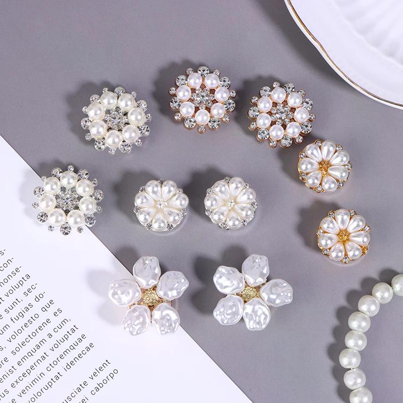 2Pcs Irregular Baroque Pearls Button Covers Luxury Rhinestones Flower Cufflinks Button Pins Shirt Decoration