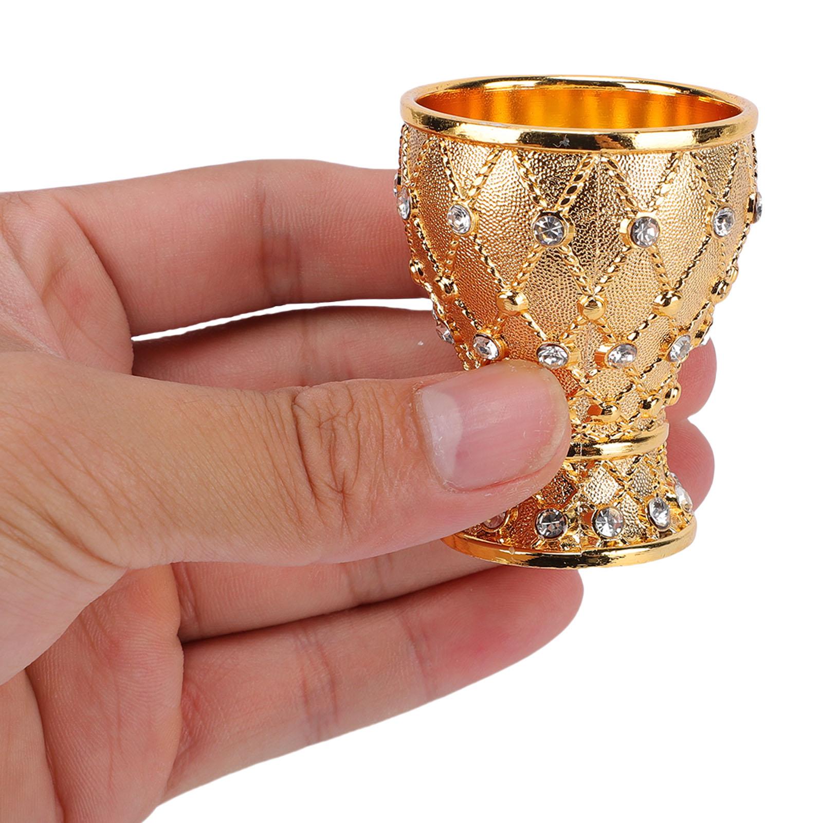 Coupe Médiévale Petite Vintage Vin Alliage de Zinc Coupe à Boire de Fête avec Relief pour Communion Mariage Bar Maison