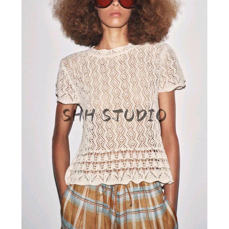 Autumn New Women's Clothing French Lazy Style round Neck Cut Out Mesh Knitted Short-Sleeved Shirt 6236104