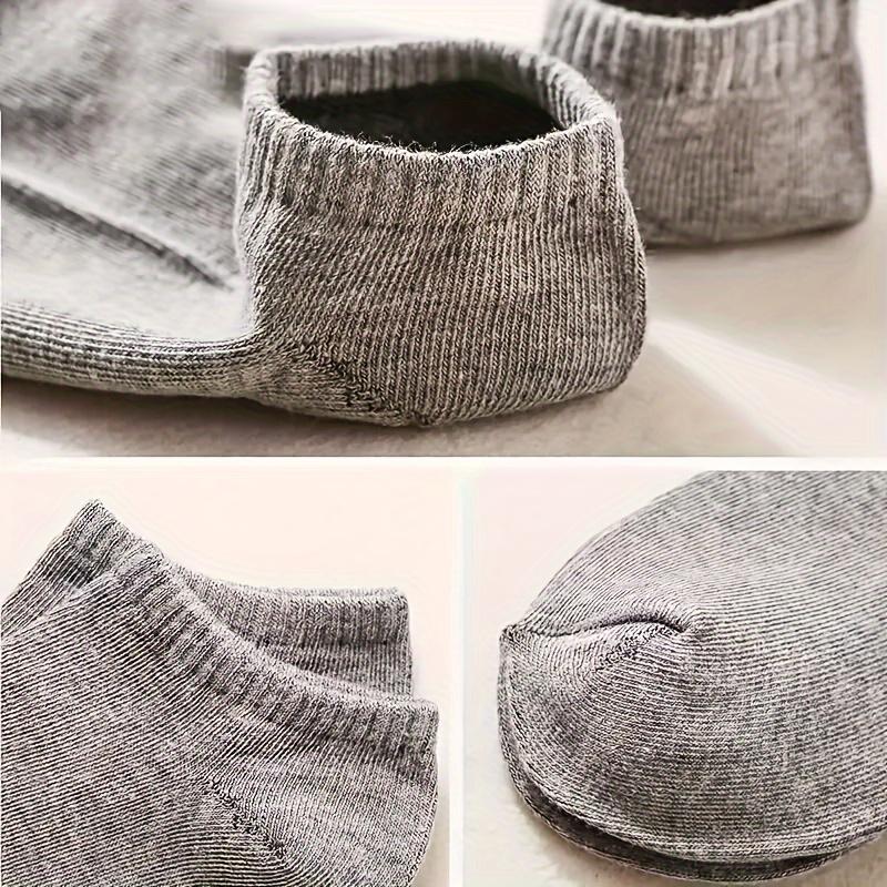 1 Pair Comfort-Fit Ankle Socks For All, Breathable & Lightweight - Ideal For Sports & Daily Wear
