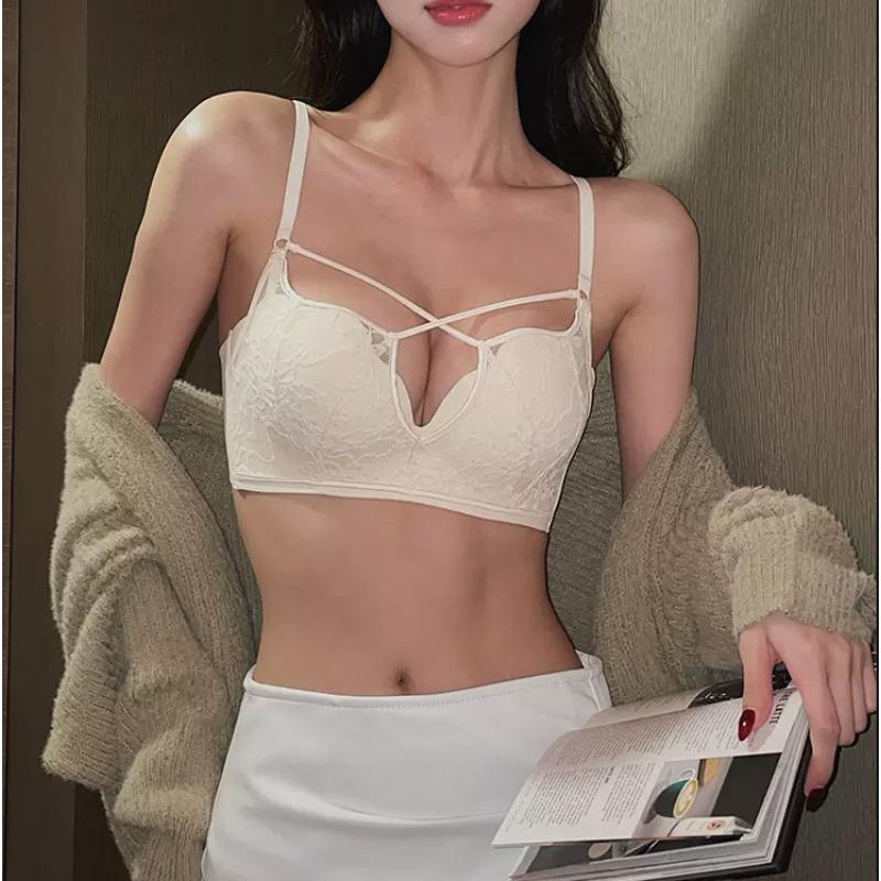 Lace V-Neck Wireless Push-Up Bra With Crisscross Straps