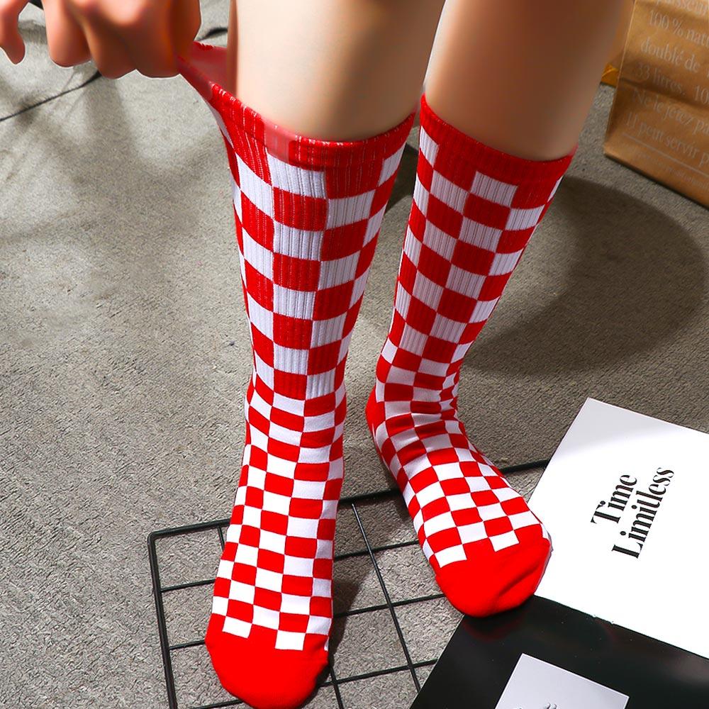 Skateboard Male Female Cotton Middle Tube Socks Women Hosiery Checkered Socks Korean Style Socks