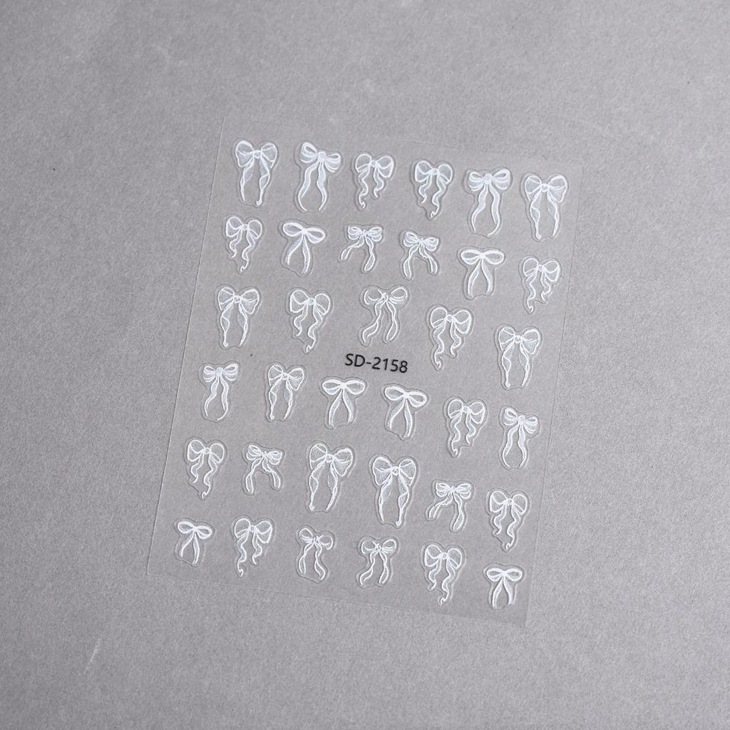 Weiße 3D Ballett Schuhe & Schleifen Nagelsticker - Dünne und Haltbare DIY Nagelaufkleber