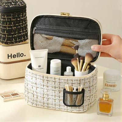 Fashion Cosmetic Bag Large Capacity Portable Handbag Plaid Travel Makeup Bag Portable Toiletries Organizer Bathroom Storage Case