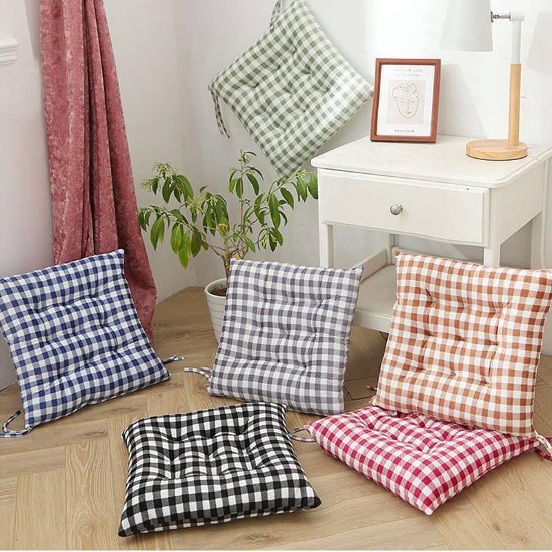 Printed Polyester Fiber Chair Pad For A Comfortable Seating Experience