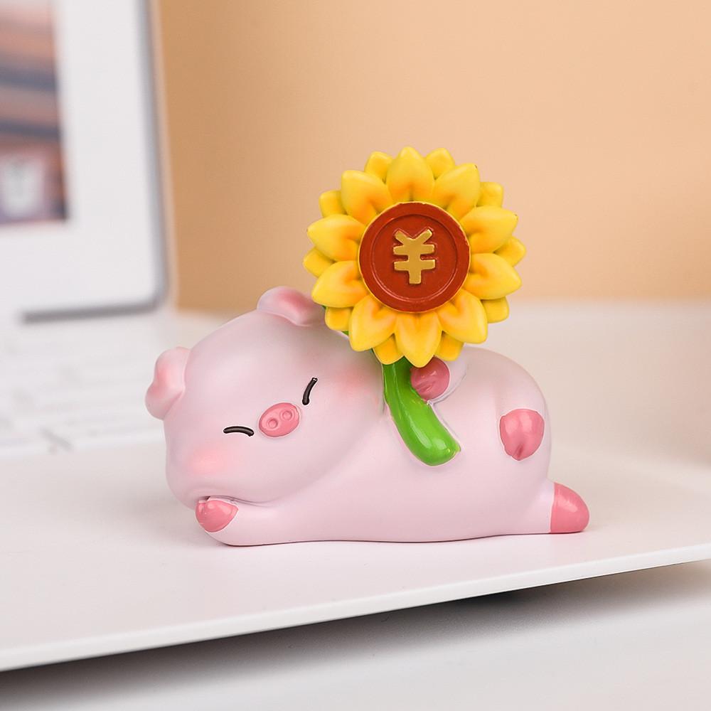 Car Decor Resin Car Accessory With Cute Pig Design For Office And Car Gift Ideas