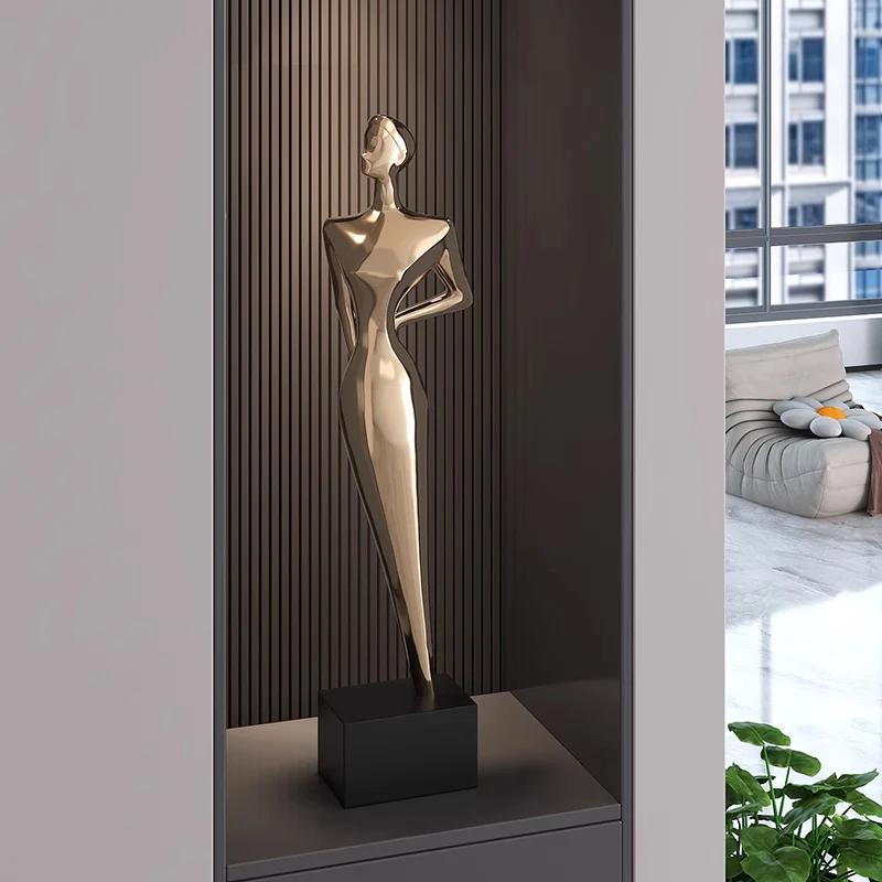 Italian Minimalist Figure Sculpture Large Ornament Luxury Electroplated Vertical Entrance Sculpture TV Cabinet Home Decoration