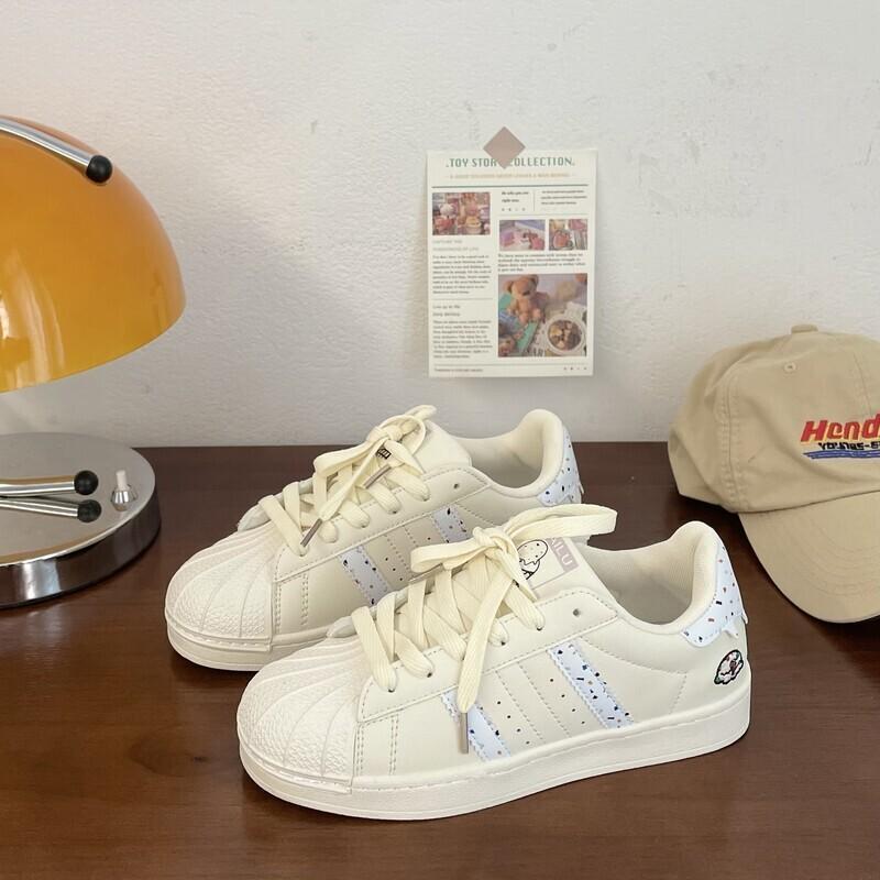 Niche shell head skateboard shoes women's 2025 autumn new cream sports shoes ins trendy leather white shoes