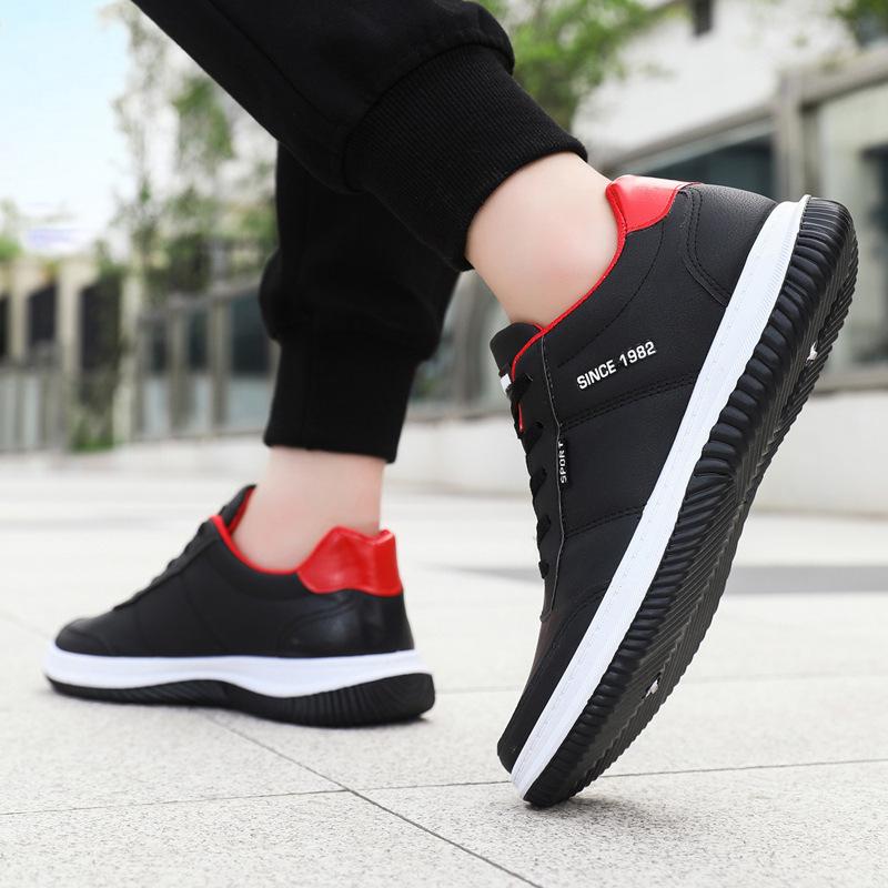 2024 New Spring and Autumn Men's Shoes Leather Surface Anti slip and Wear Resistant Lace up Round Head Men's Casual Shoes