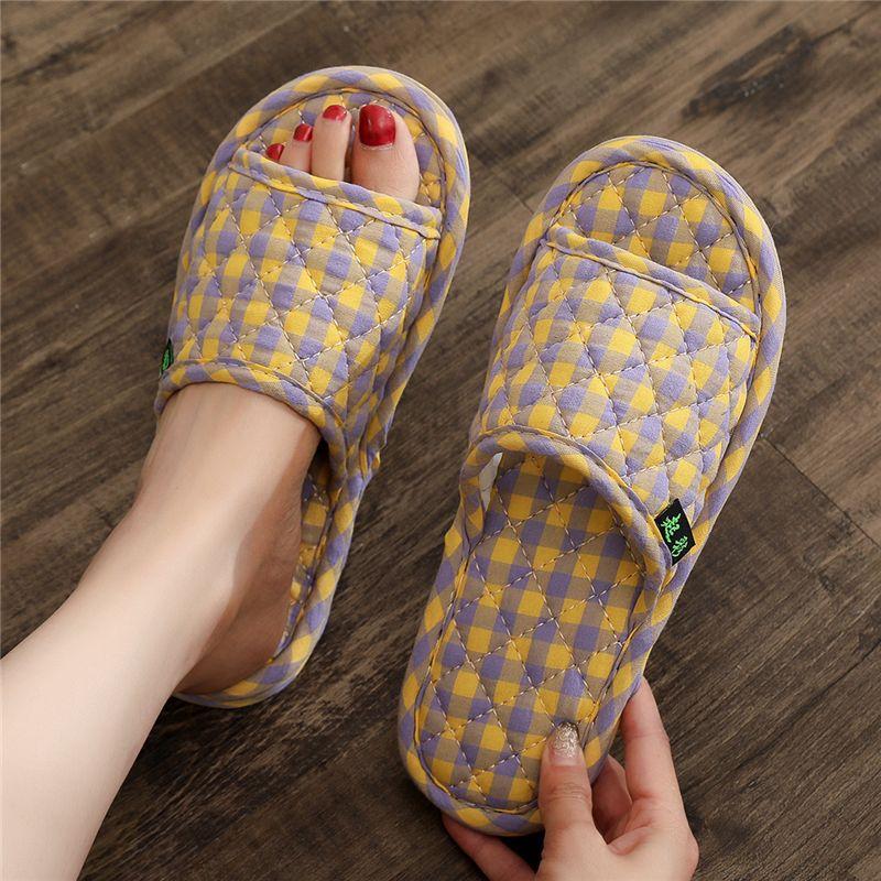 Cloth bottom slippers couple fresh and versatile home indoor silent silent does not hurt the wooden floor men's and women's four seasons