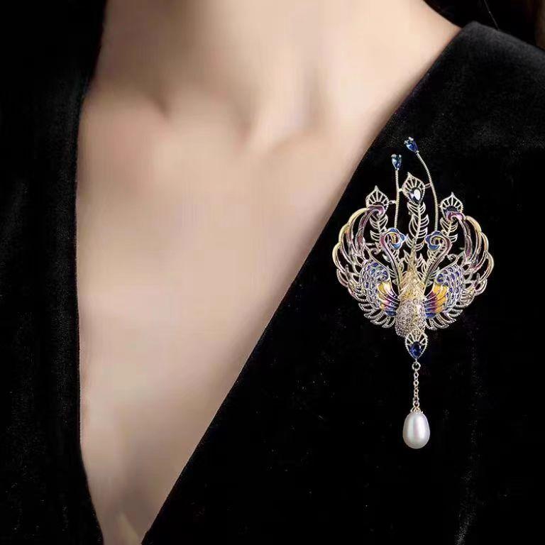 Starszy broszki kwiat liść broszka szpilki dla kobiet garnitur wisiorek moda broszki biżuteria